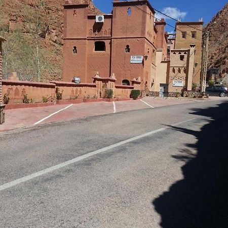 Riad Atlas Berbere Boumalne Dades Luaran gambar