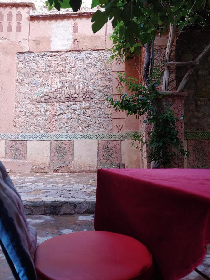 Riad Atlas Berbere Boumalne Dades Luaran gambar