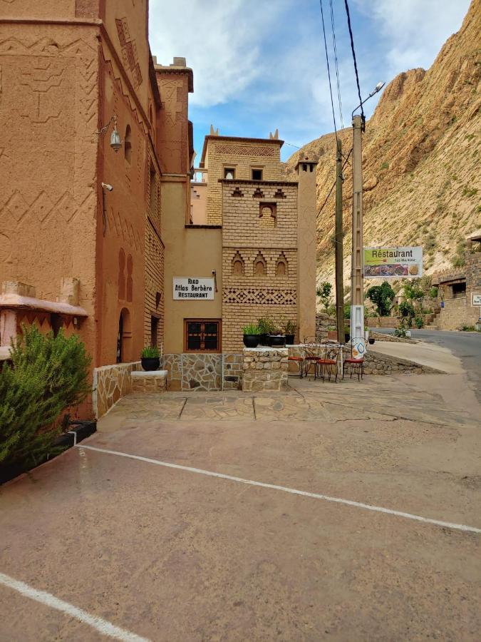Riad Atlas Berbere Boumalne Dades Luaran gambar